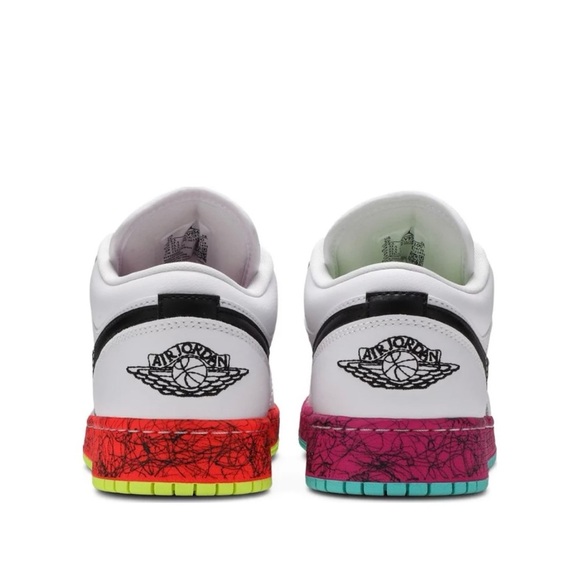 Air Jordan 1 Low GS Multi Color. Size 5. - Picture 5 of 12